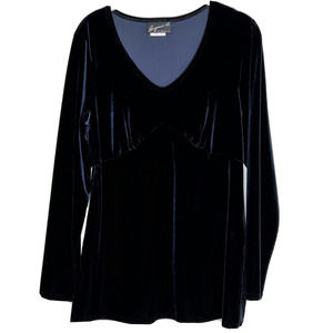 Byer California Navy Velvet V-Neck Long Sleeve Top